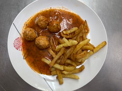 Albóndigas en salsa